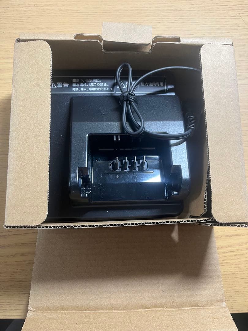 Panasonic バッテリー充電器 NKJ074Z2