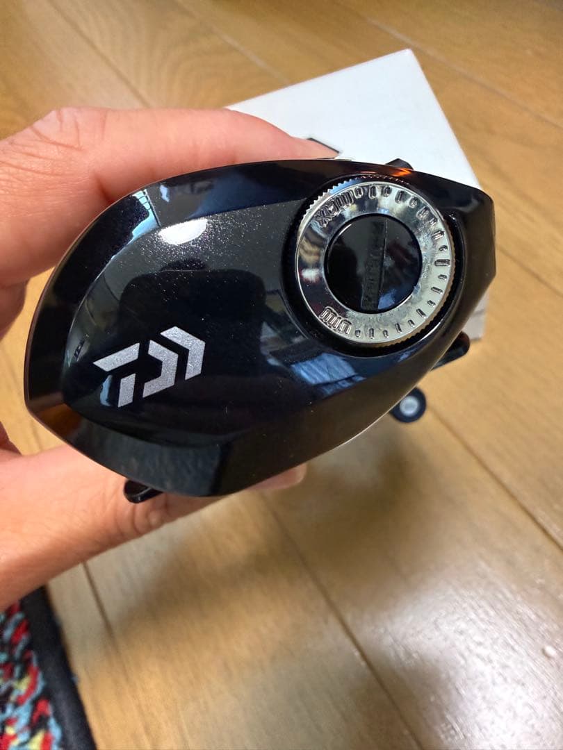 美品　DAIWA ALPHAS CT SV 70HL ベイトリール