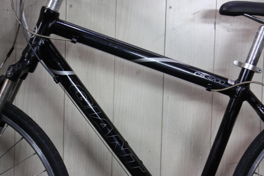 GIANT CS-3200 700C アルミ 21速 480mm クロスバイク黒