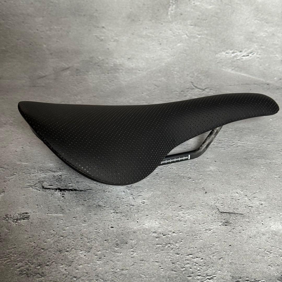 【新品未使用】Rapha Classic Saddle