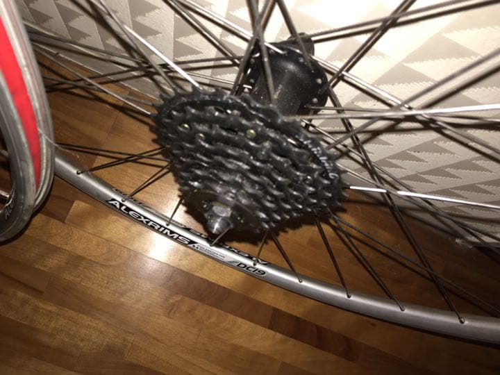 ロードバイクホイールバラ売り可