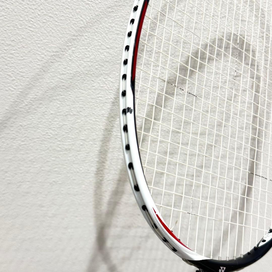 【美品】　YONEX DUORA Z-STRIKE バドミントンラケット