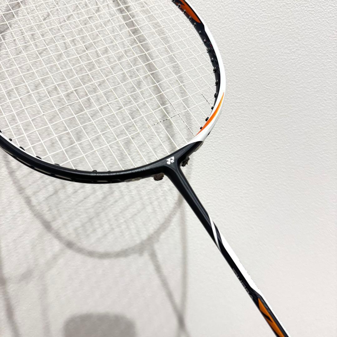【美品】　YONEX DUORA Z-STRIKE バドミントンラケット