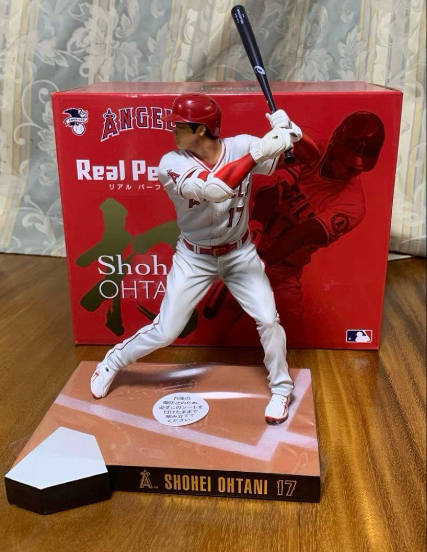 大谷翔平 AngelsプレミアムフィギュアRealPerfect 二刀流セット