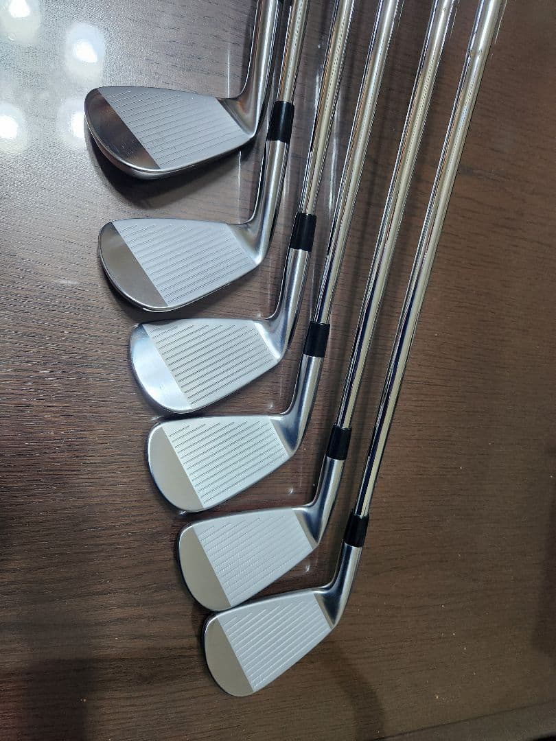 美品 ブリヂストン242CB+ 5~P(6本) D.G 105 S200