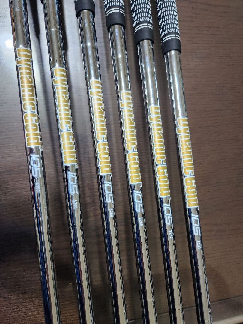 美品 ブリヂストン242CB+ 5~P(6本) D.G 105 S200