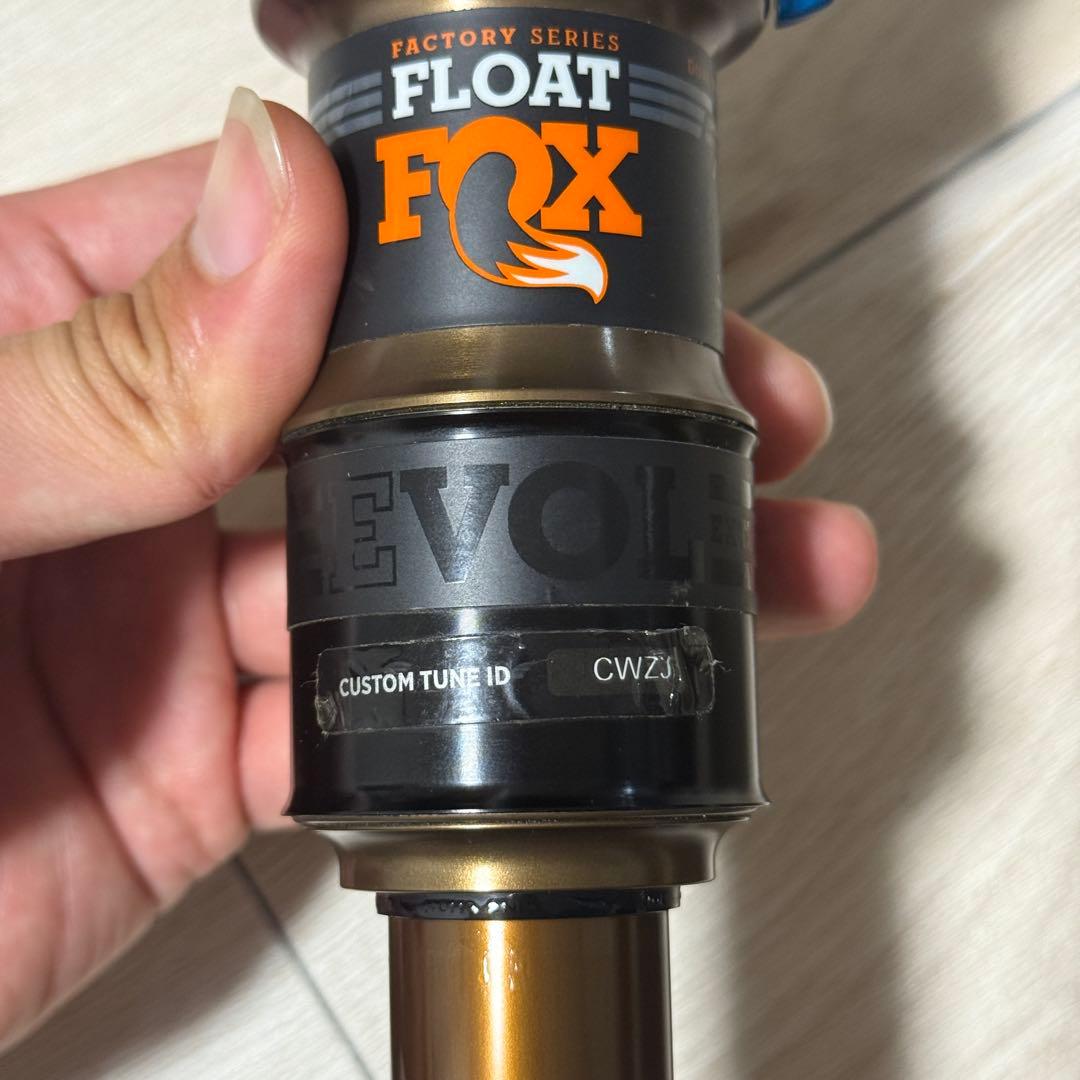 最終値下げ FOX Float DPS Factory カシマコート