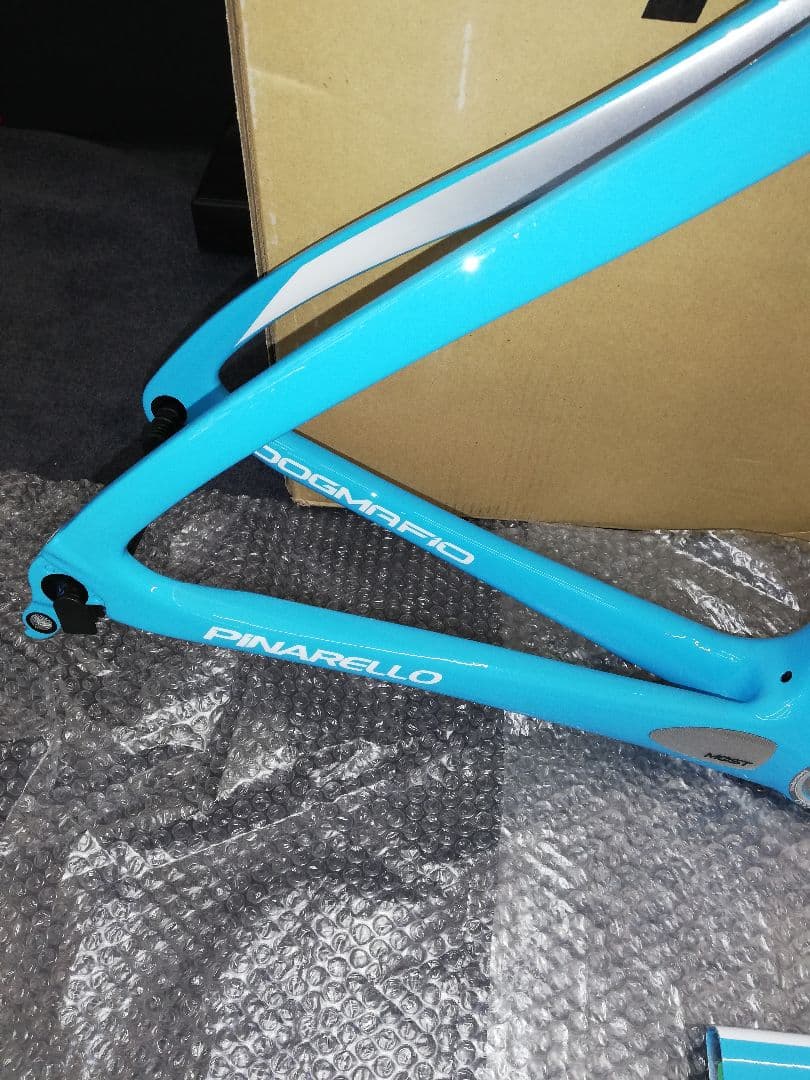 新品未使用　ピナレロ　PINARELLO　ドグマ　DOGMA　F10