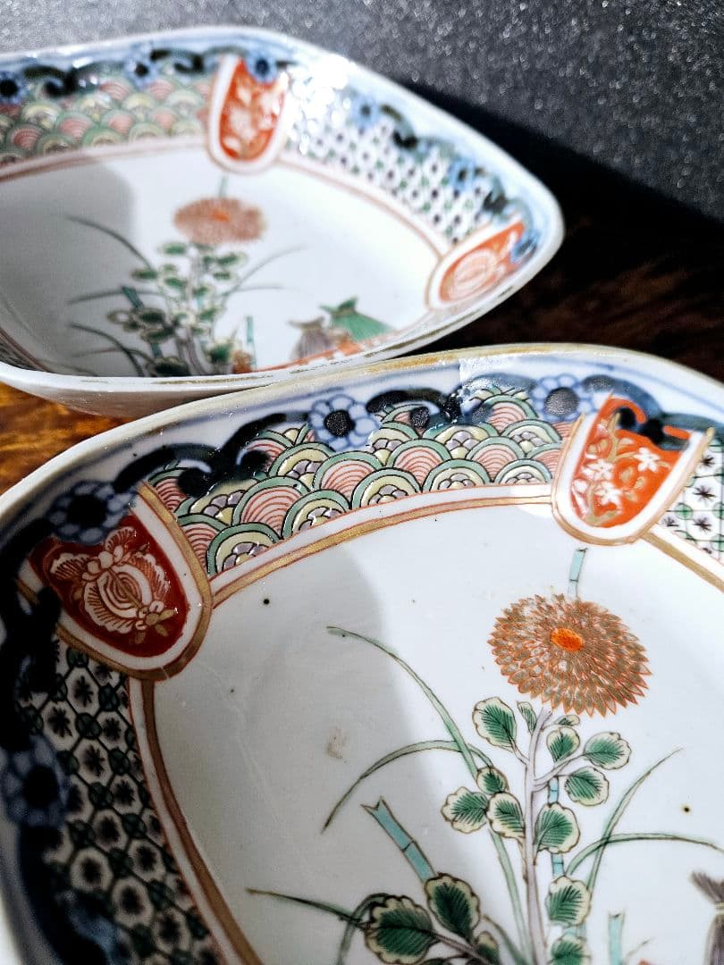 【上作品❗】江戸時代末期～明治時代初期　古伊万里　錦手　菊花に波文様　菱形皿2客