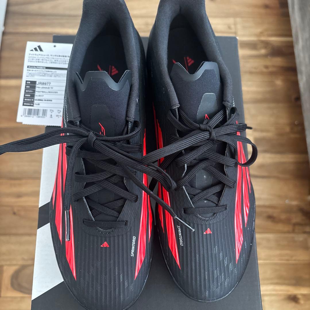 adidas JR8977 サッカーシューズ 26サイズ