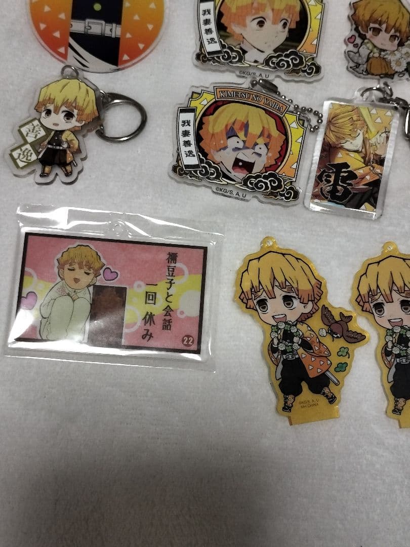 鬼滅の刃　我妻　善逸　アクスタ　アクキー