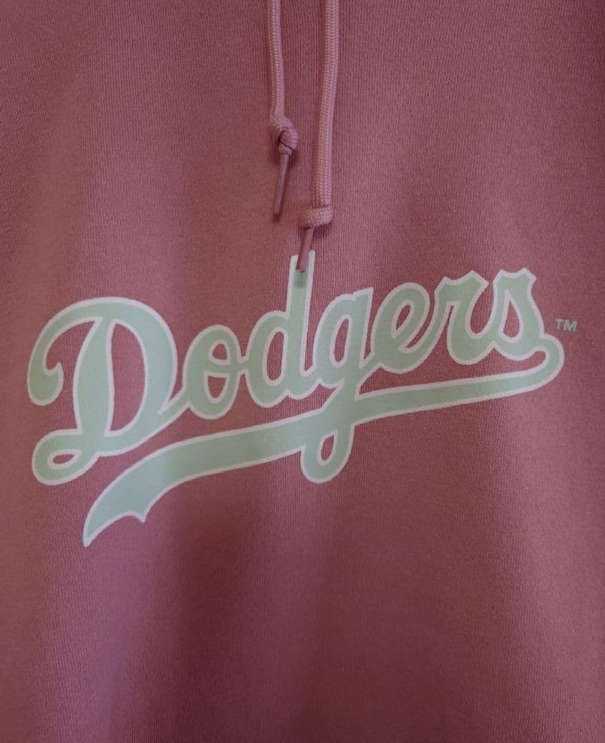 新品ドジャース 　大谷翔平　パーカー　ピンク　LL　12/16まで最終お値下げ