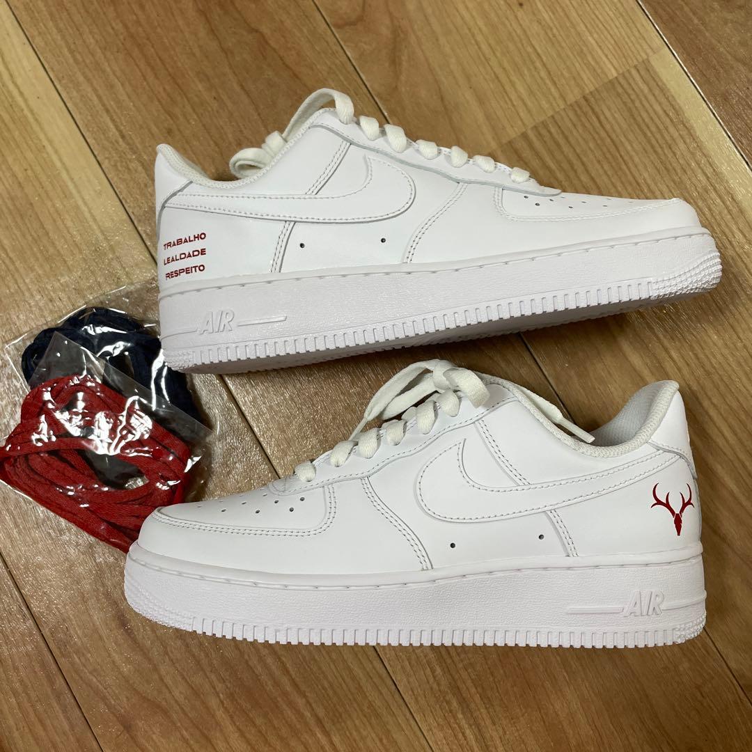 NIKE ナイキ　WMNS AIR FORCE 1 25cm 新品