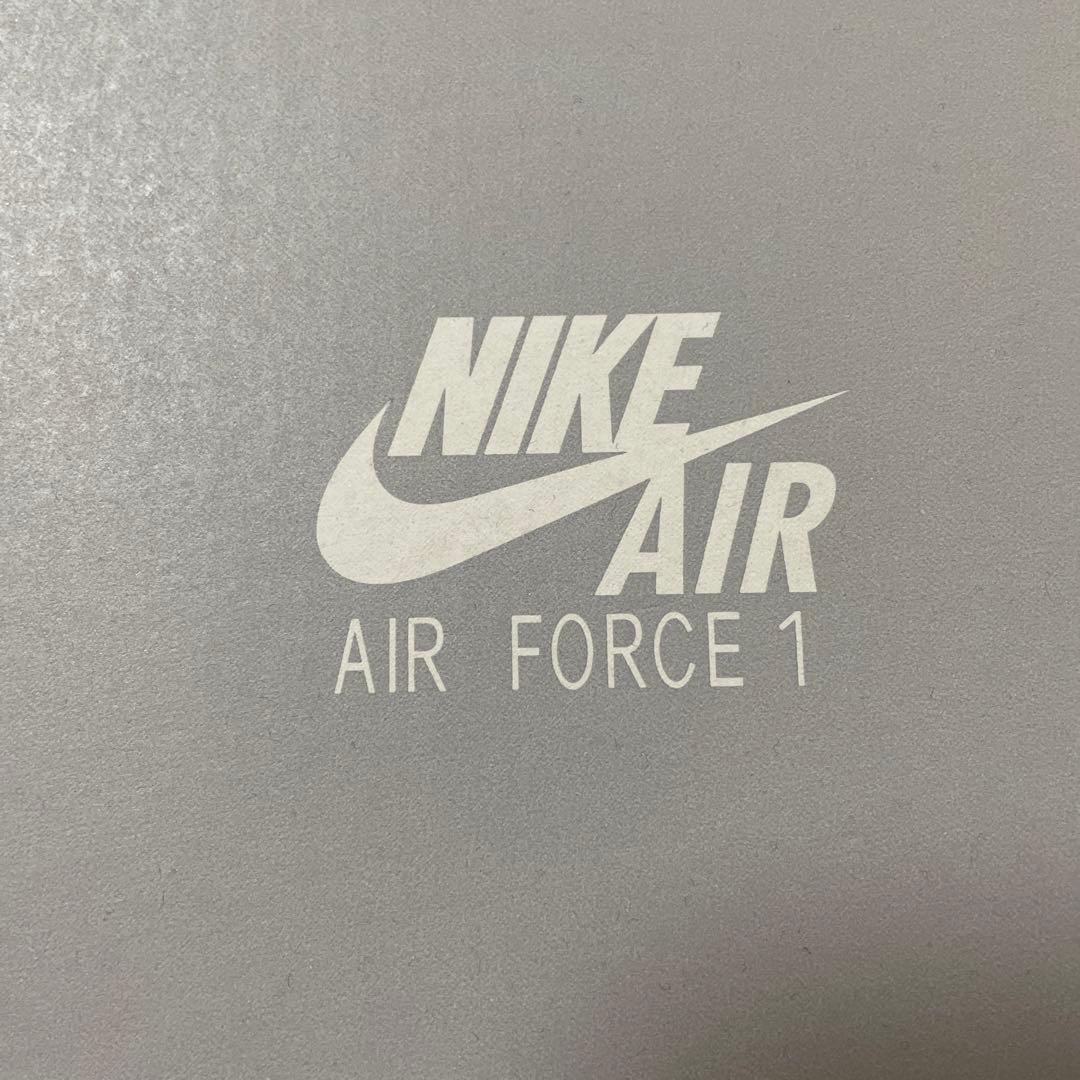 NIKE ナイキ　WMNS AIR FORCE 1 25cm 新品