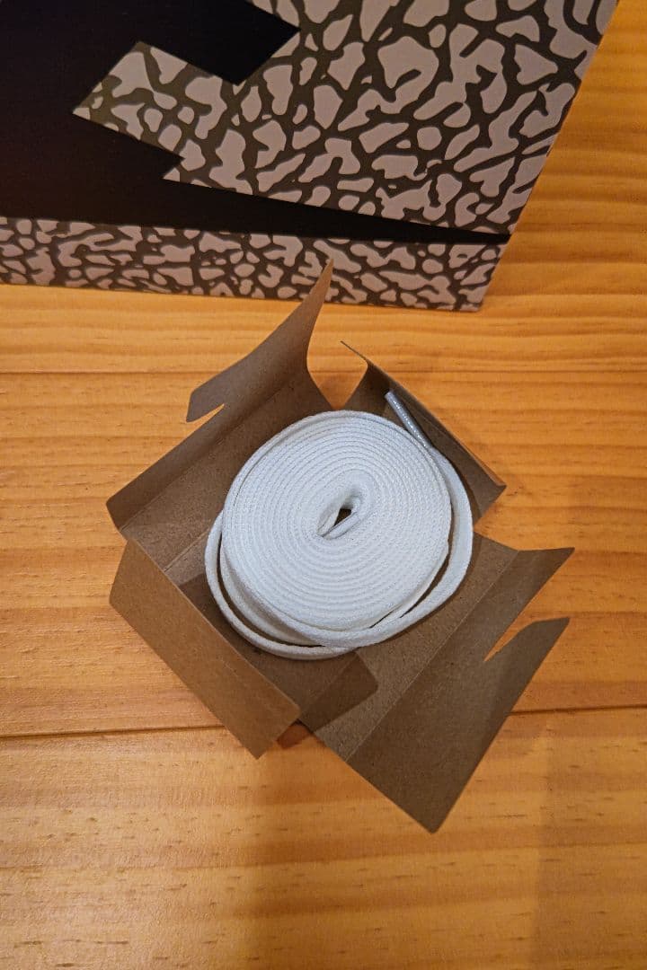 シューズ(男性用) NIKE Air Jordan 1 Retro High WhiteCement