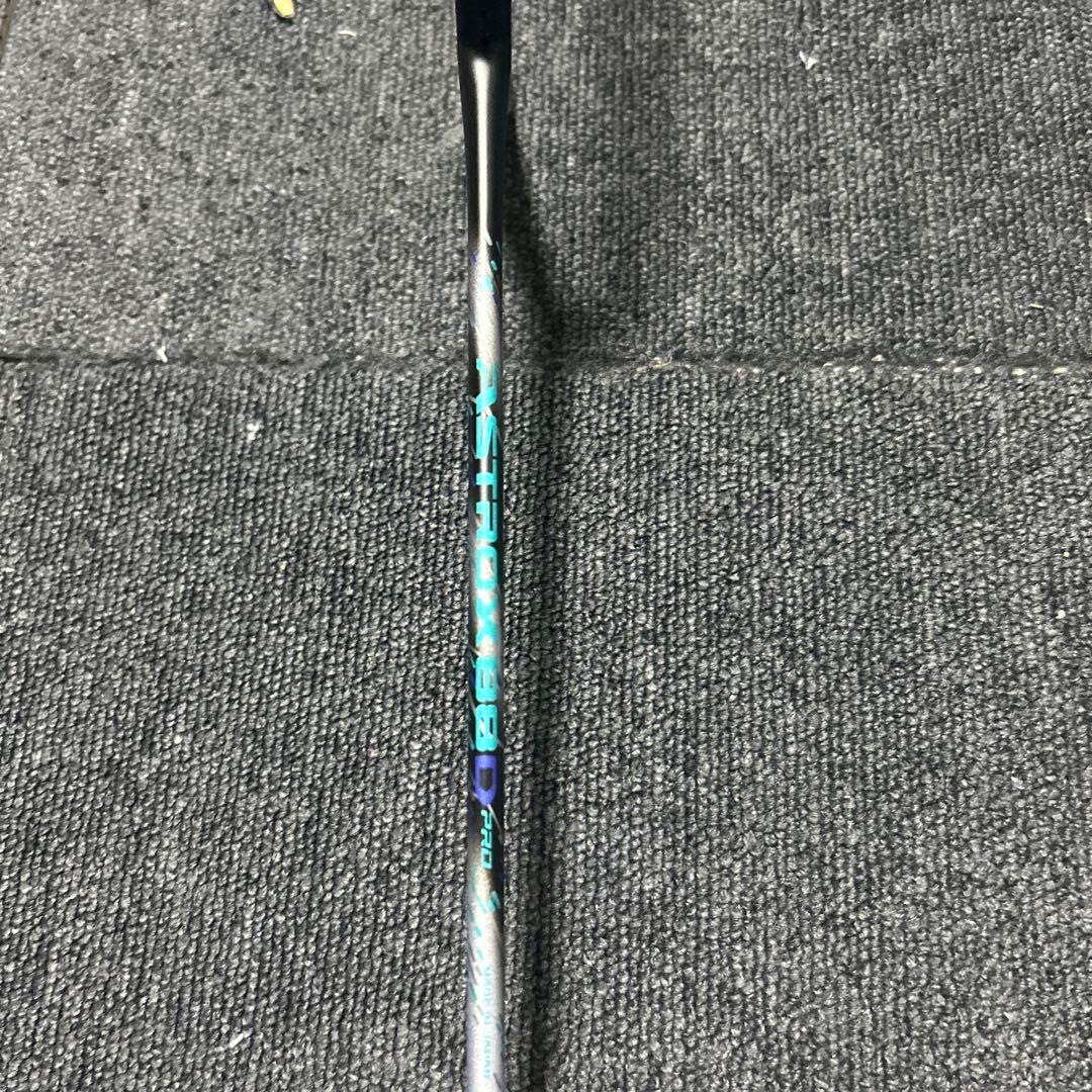 ラケット ASTROX88dPRO 4U5 / DUORA Z STRIKE 3U5