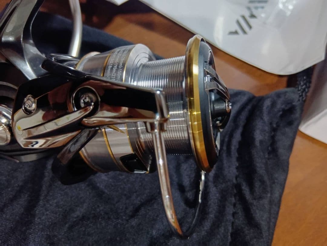 Daiwa LUVIAS LT4000-C リール　 20ルビアスLT4000c