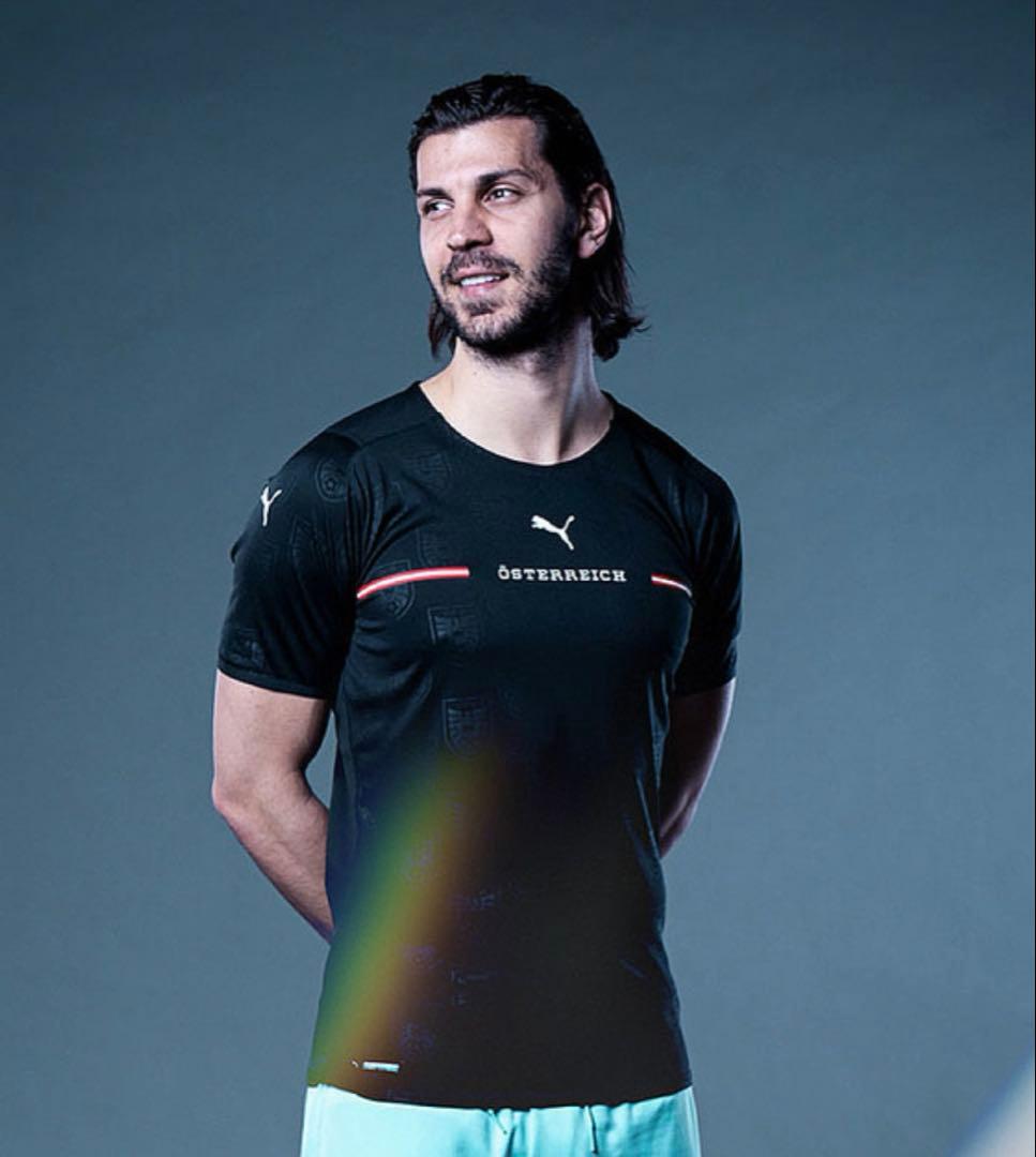 PUMA オーストリア代表　アウェイユニフォーム　ユーロ2020（2021）