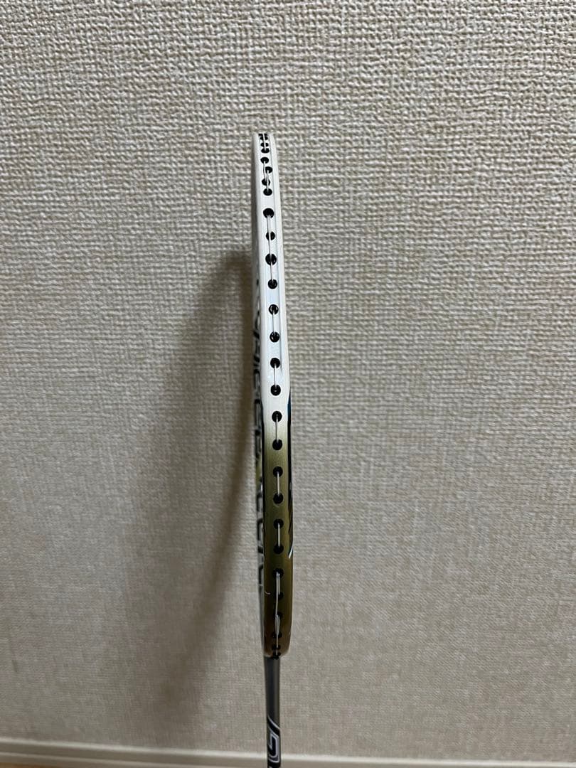 ナノレイ750 バドミントンラケット 4UG5