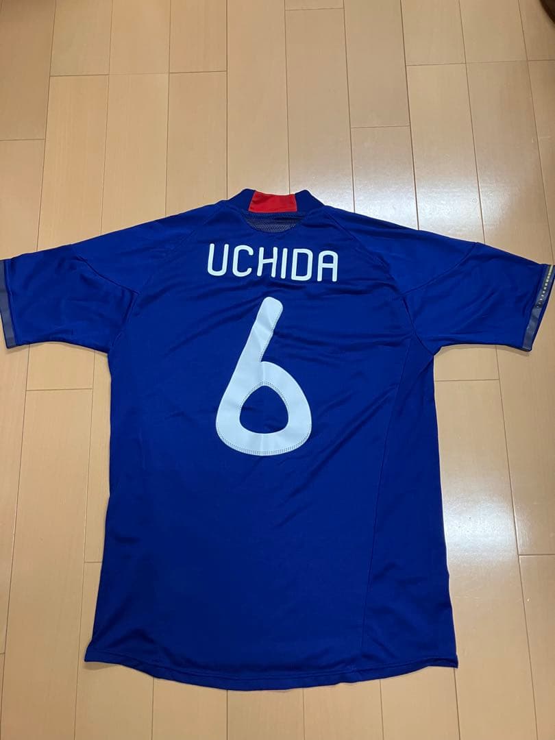 内田篤人　サッカー　日本代表　ユニフォーム　Jリーグ　ワールドカップ　FIFA