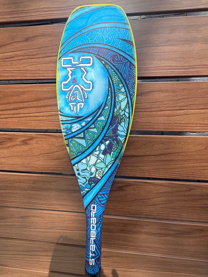 STARBOARD スタンドアップパドルボードとパドルカバー付き