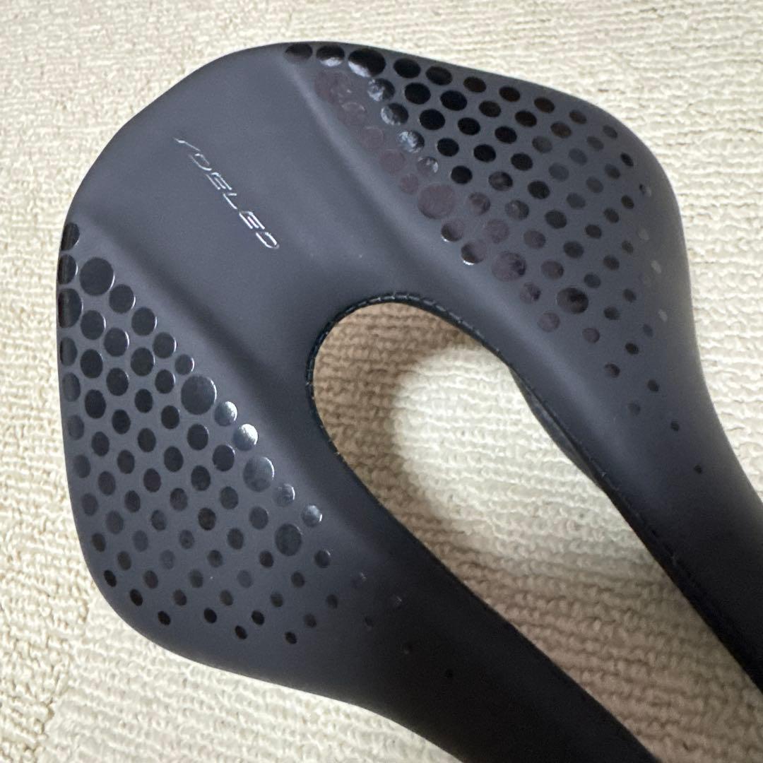 ヨーレオ　CL MAX 超軽量カーボンサドル