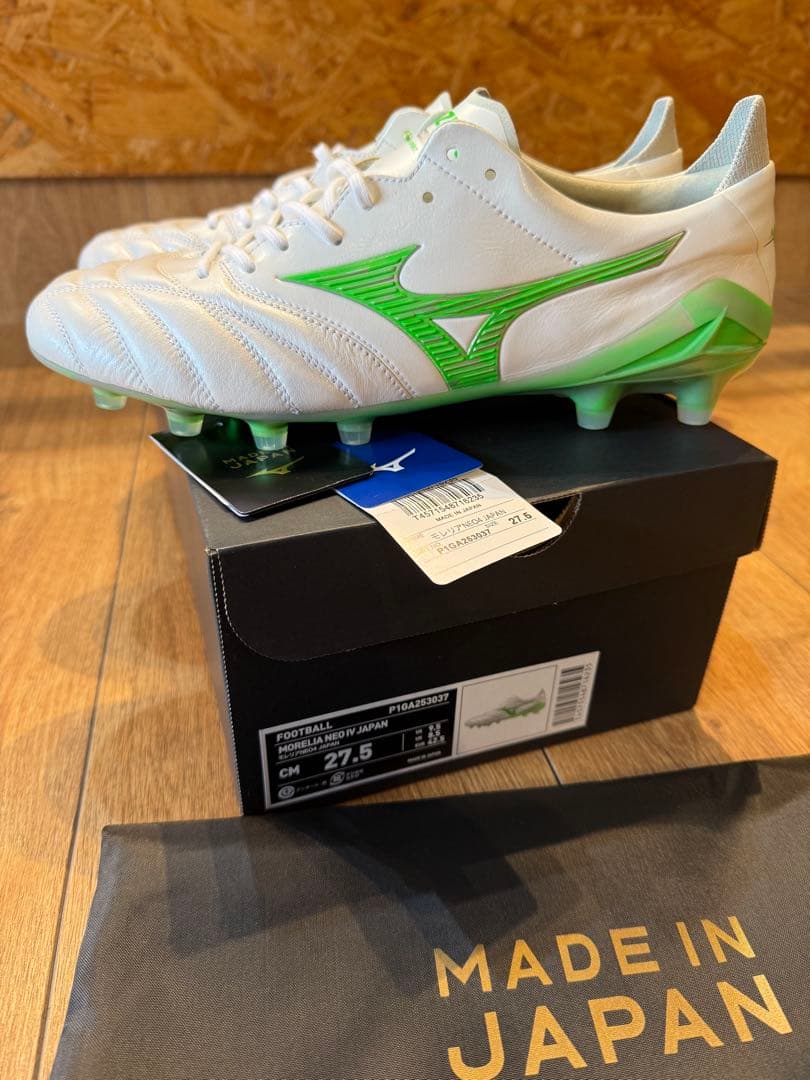 ミズノ　モレリアネオIV JAPAN サッカースパイク27.5cm