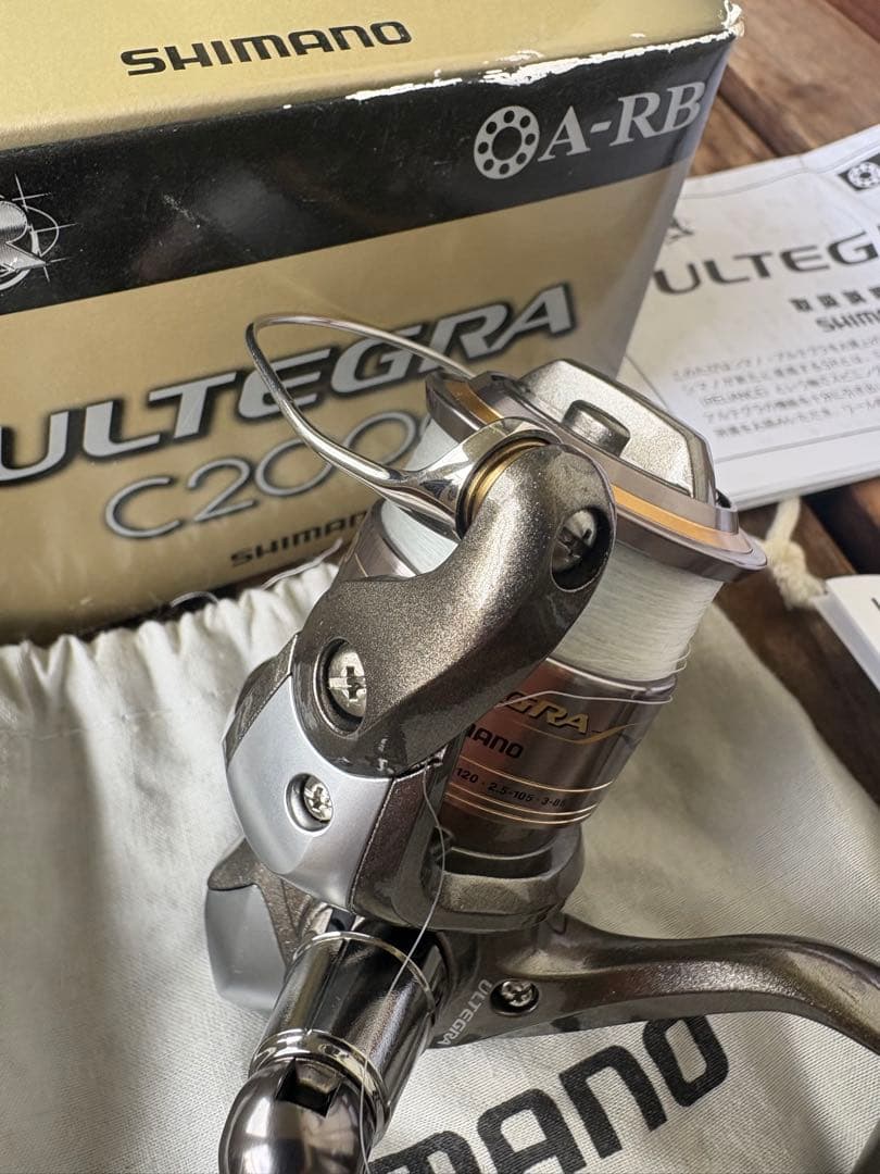 SHIMANO ULTEGRA C2000 スピニングリール