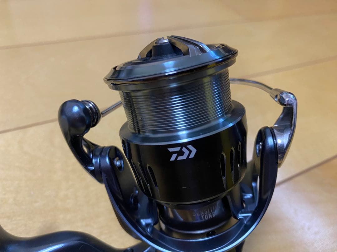 ダイワ 23エアリティ ST LT2500S-XH-QD