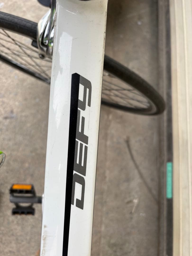 GIANT ロードバイク　DEFY スタンド付き　中古品