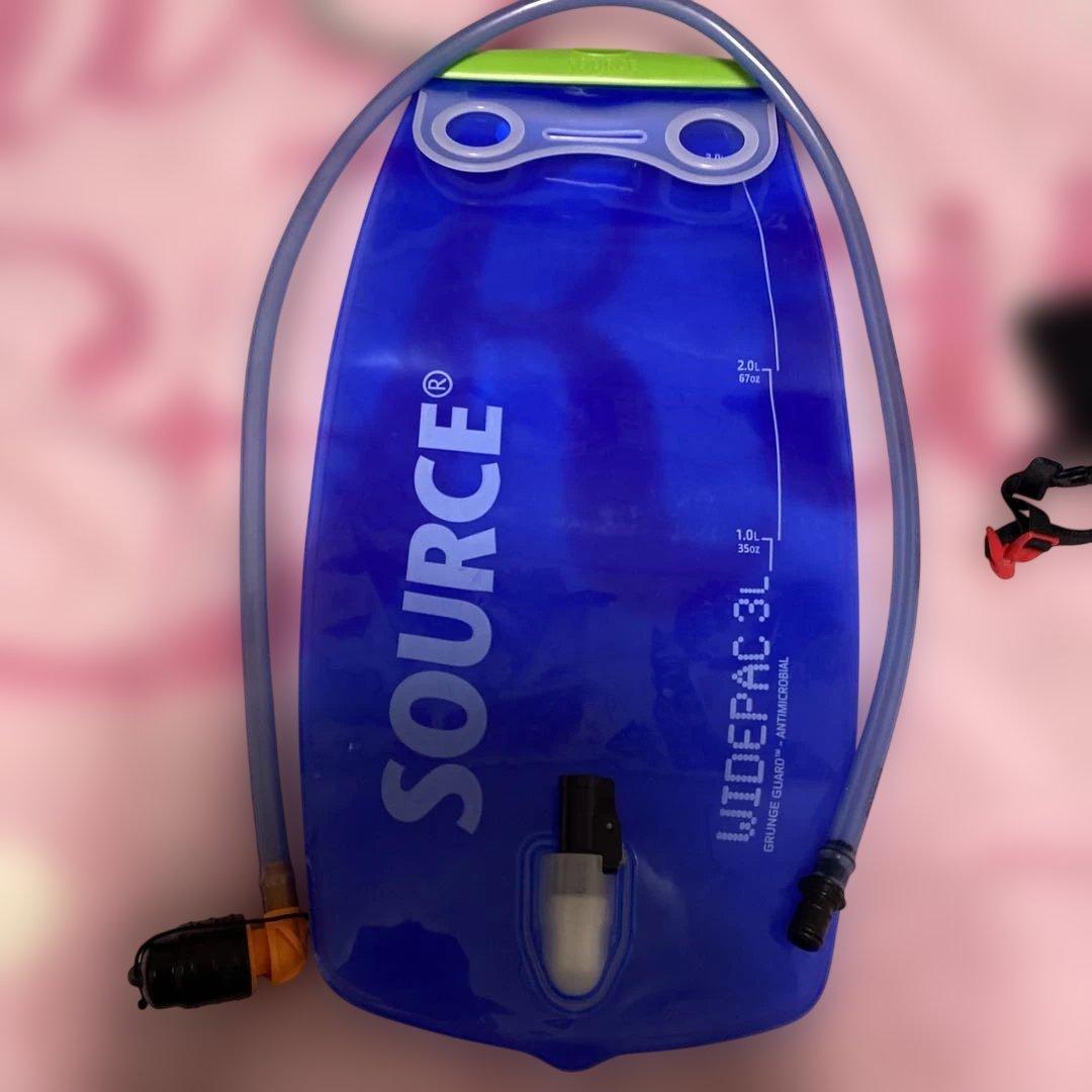 レア　サロモン　アクティブスキン SOURCEハイドレーション　セット 美品