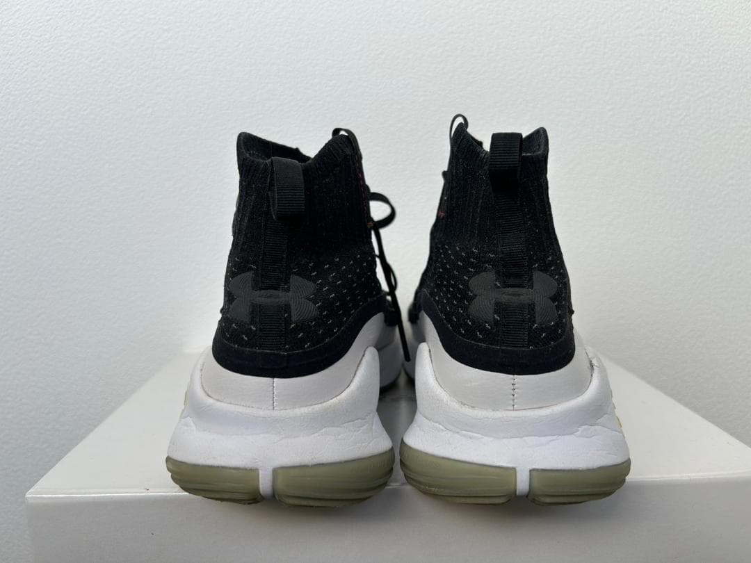「希少」Under armour Curry 4 カリー バッシュ 26.5