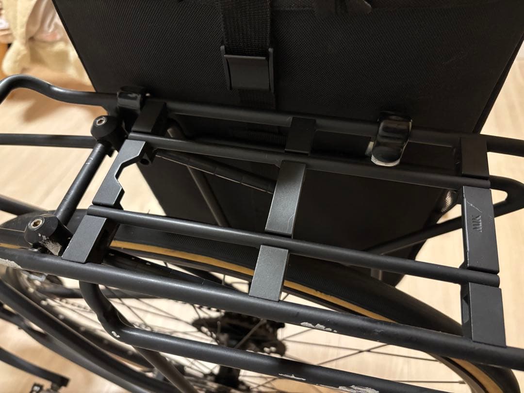 TREK FX3/2020. M 引取