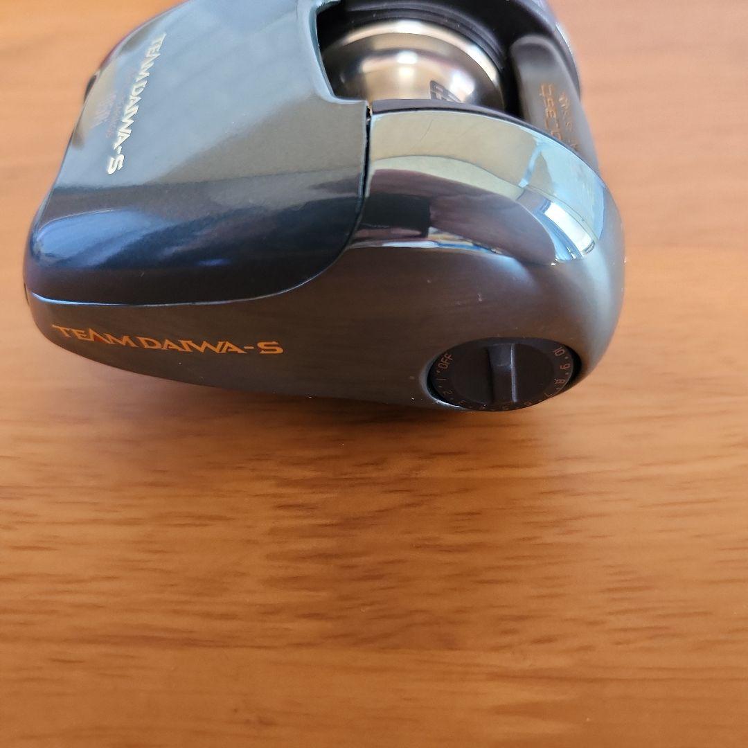 Daiwa TEAM DAIVA-S 105Pi リール