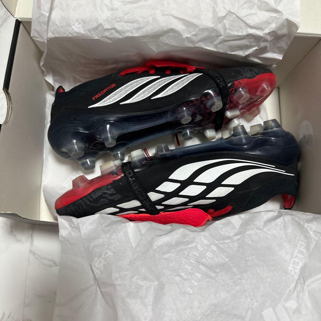 adidas Predator スパイク ブラック/レッド