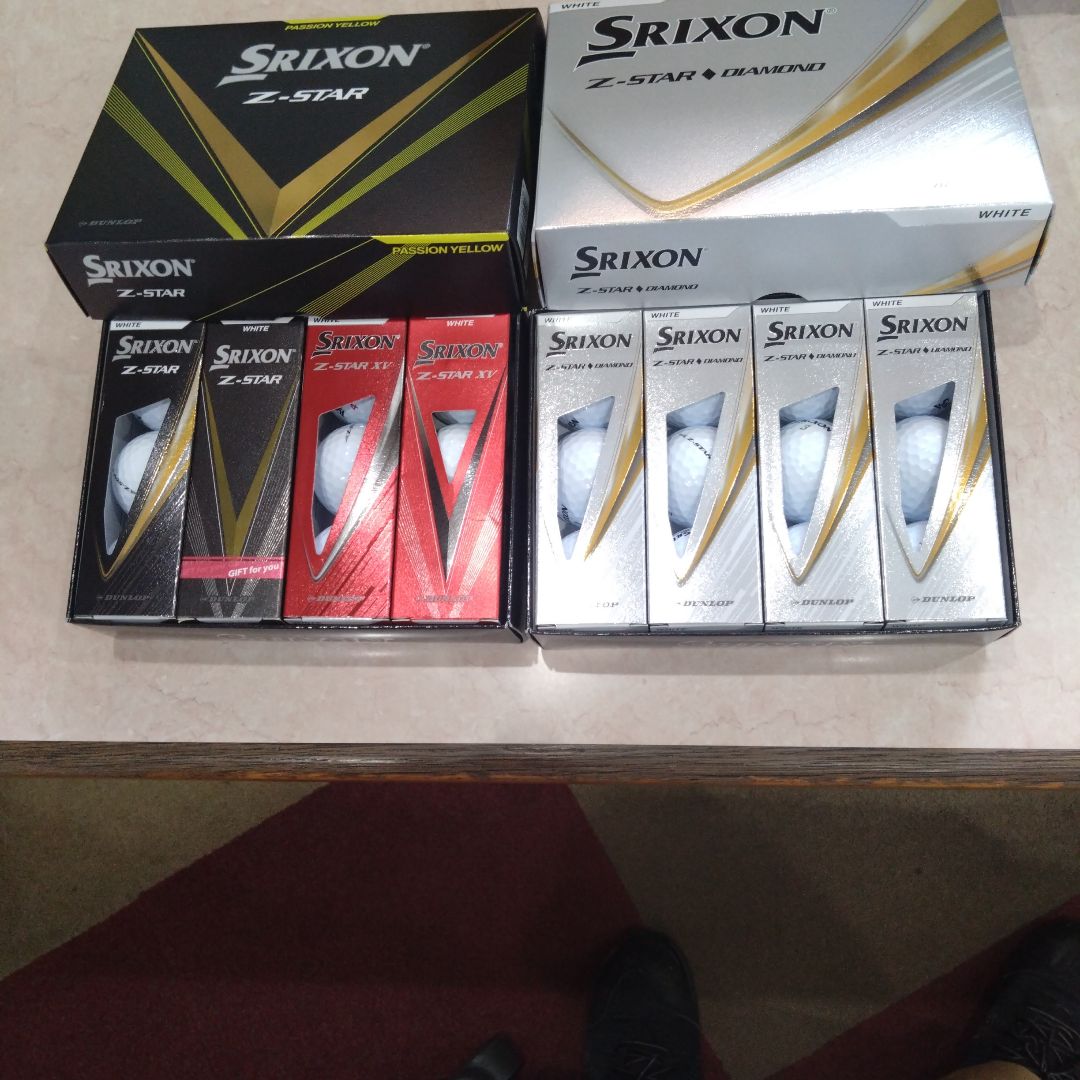 Srixon Z-STAR DIAMONDホワイト1ダースとZ-STAR1ダース