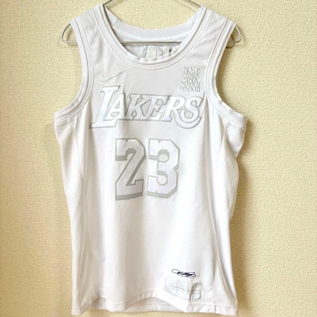 Lakers レブロン セットアップ