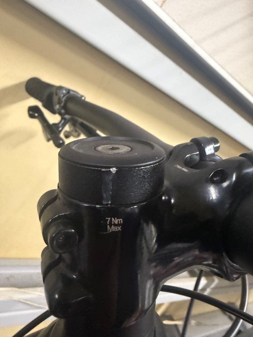 自転車本体 TREK ROSCOE 8