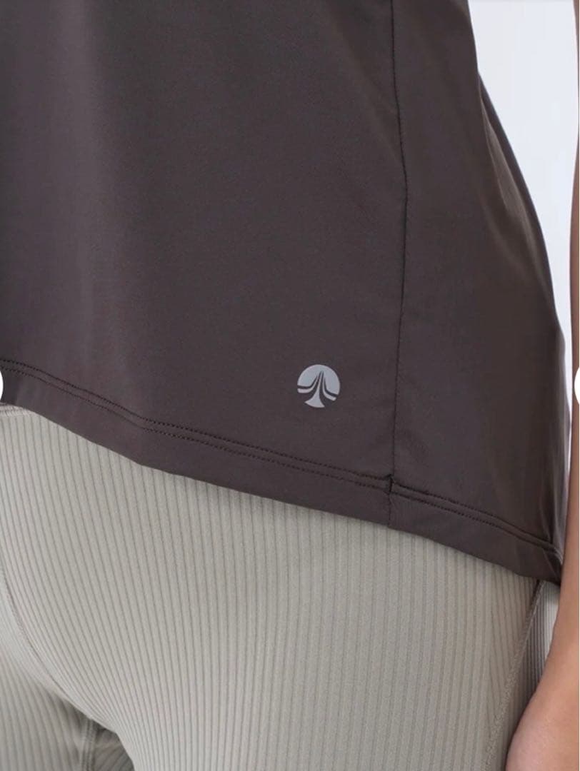 a88 新品 ベーシックバックフレアタンクトップ L スモークパープル