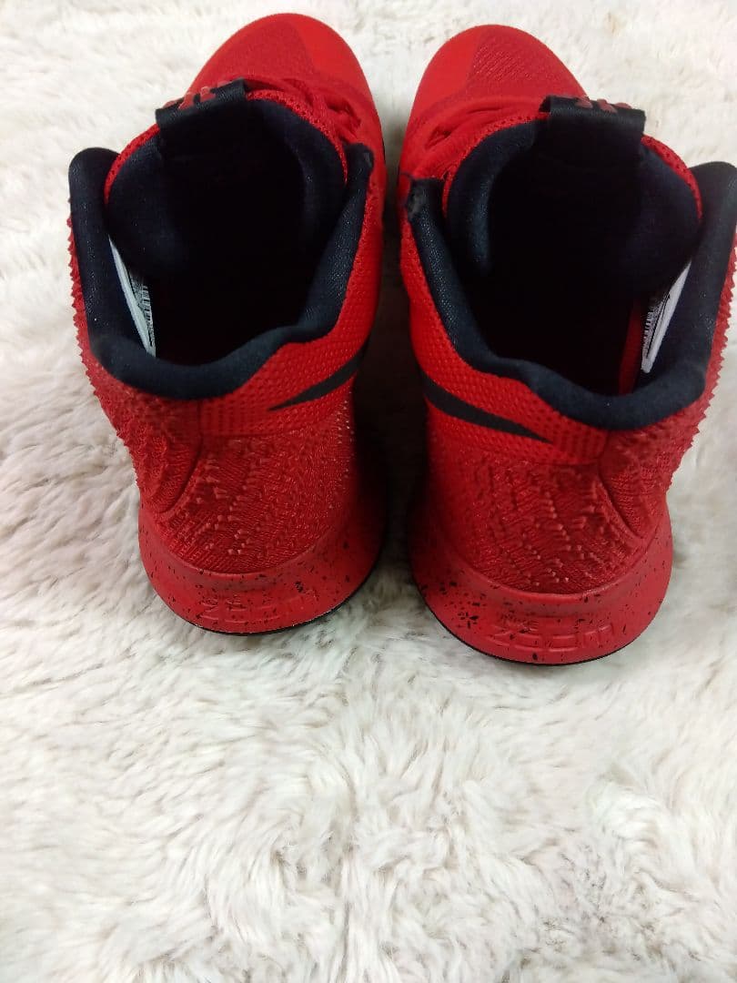 ナイキ NIKE カイリー Kyrie 3 GS Three Point