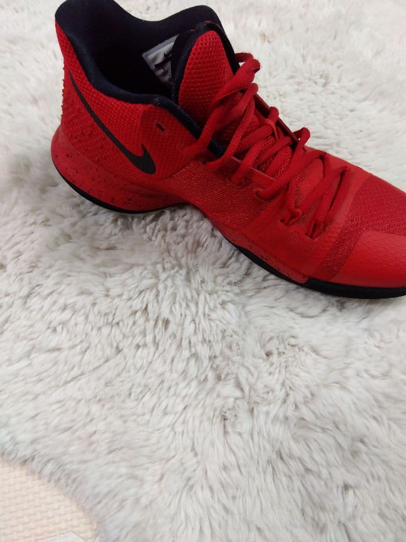 ナイキ NIKE カイリー Kyrie 3 GS Three Point
