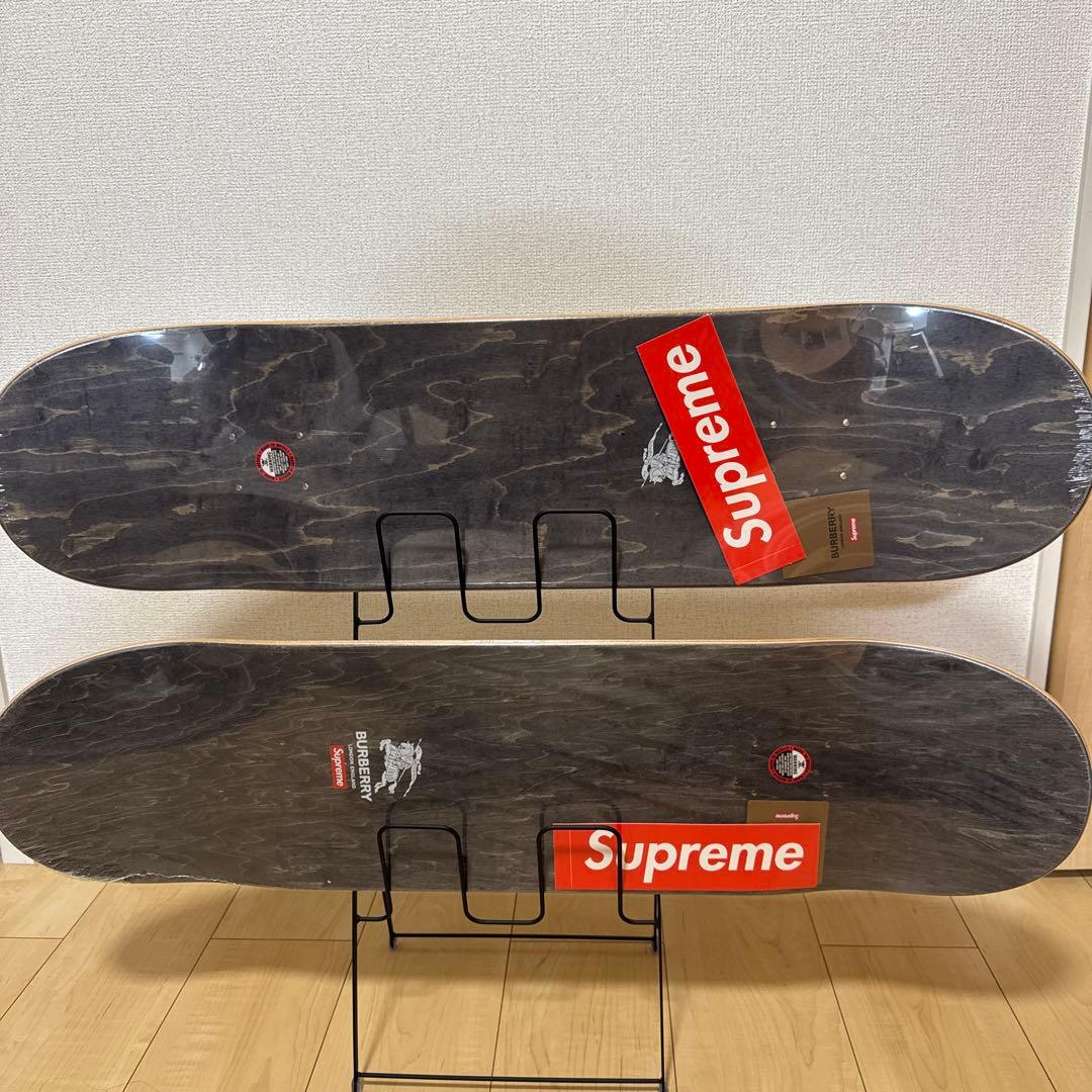 supremeスケートボードBURBERRY