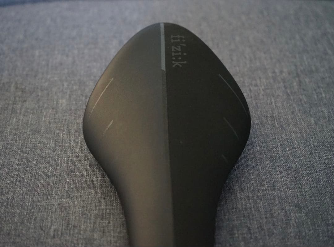 fizik Arione 00 カーボンレール　サドル　フィジーク
