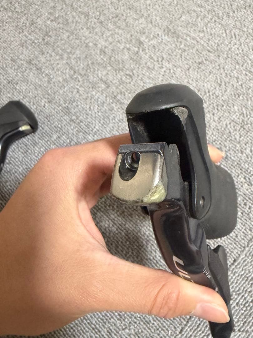 SHIMANO ULTEGRA 6870 di2レバー