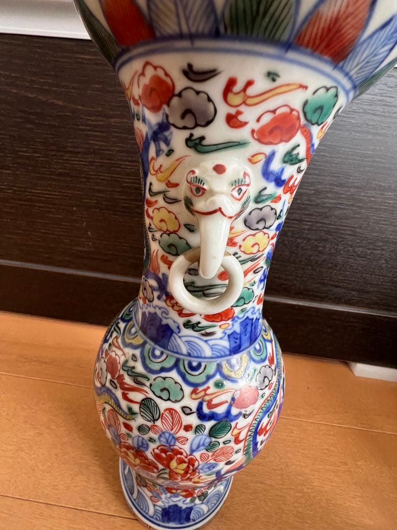中国陶磁器 大明萬暦年製銘 染付赤絵花瓶 萬暦赤絵 龍 古美術品 骨董品