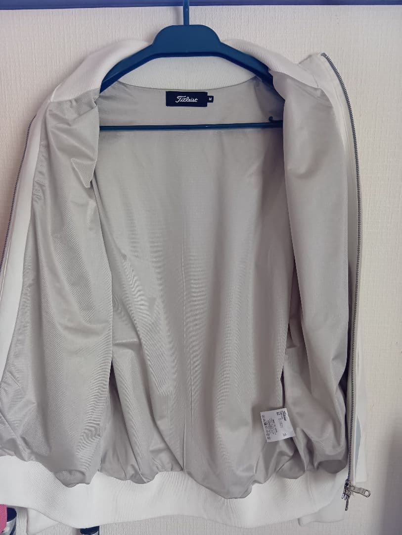 上*樹様 ☆美品☆ Titleist ホワイト フルジップジャケット M 蓄熱裏