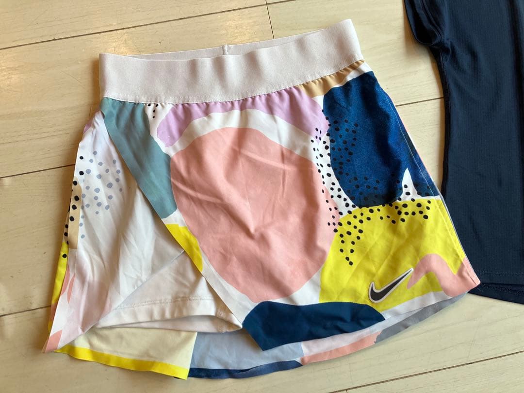 美品＊NIKEナイキ＊ビクトリートップス&スコート上下セットアップS