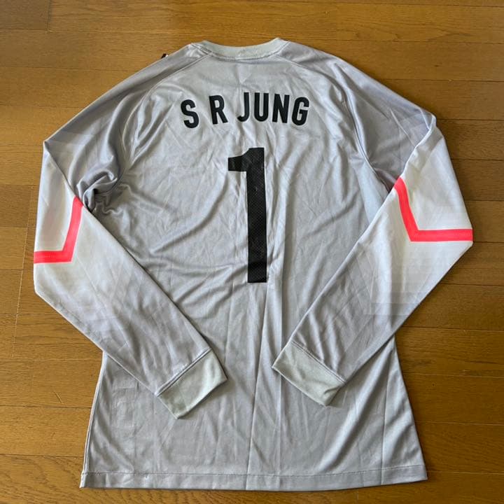 新品　ナイキ　サッカー　韓国代表　ユニフォーム　ウェア