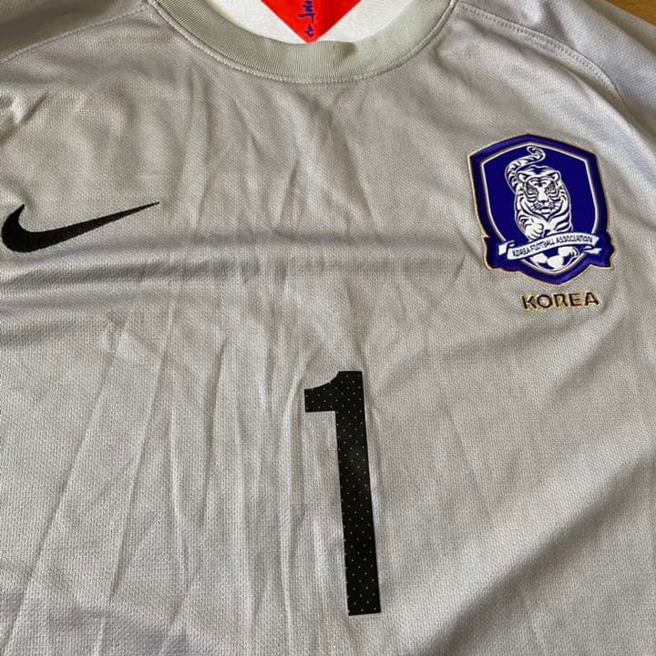新品　ナイキ　サッカー　韓国代表　ユニフォーム　ウェア