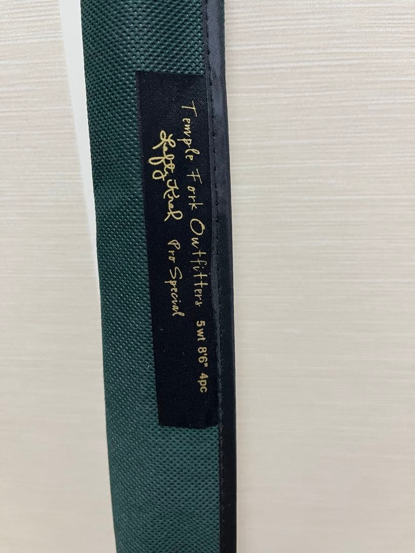 テンプルフォークアウトフィッターズ フライロッド8.6\" #5 4pcs